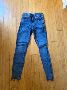 Classic High-Rise Blue Skinny Jeans